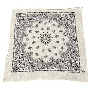 Hav-A-Hank 100% Cotton White Paisley Bandanna 15187 USA Rave Moon Star Western